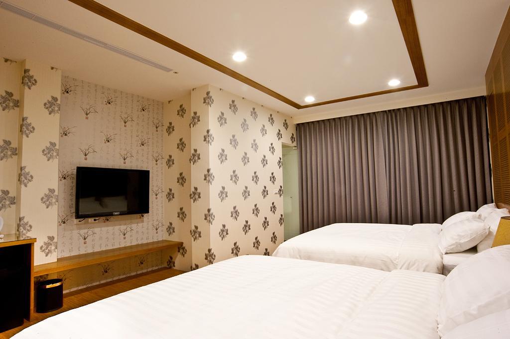 Flower Style B&B Donggang Esterno foto