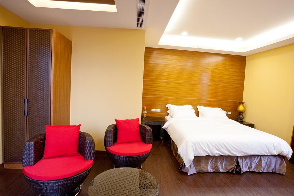 Flower Style B&B Donggang Esterno foto